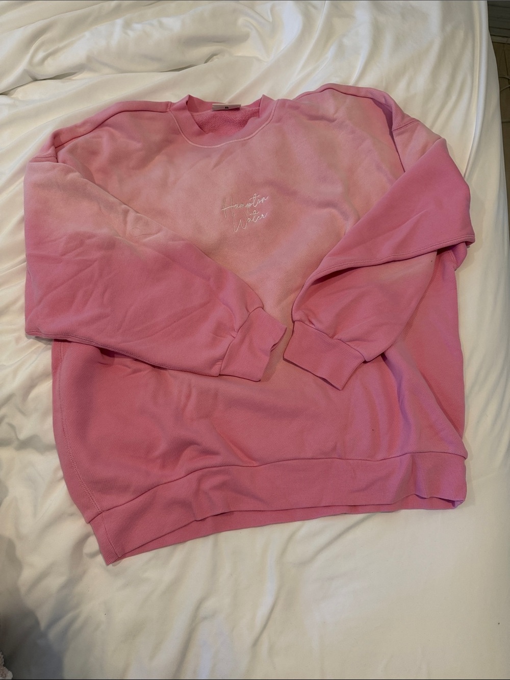 Women's Pink Crewneck Sweatshirt with Subtle Script Embroidery